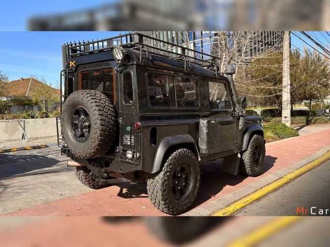 LAND ROVER DEFENDER 2008