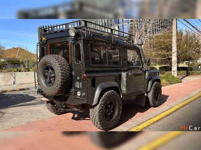 LAND ROVER DEFENDER 2008