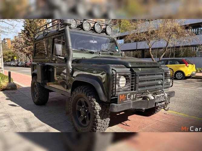 LAND ROVER DEFENDER 2008