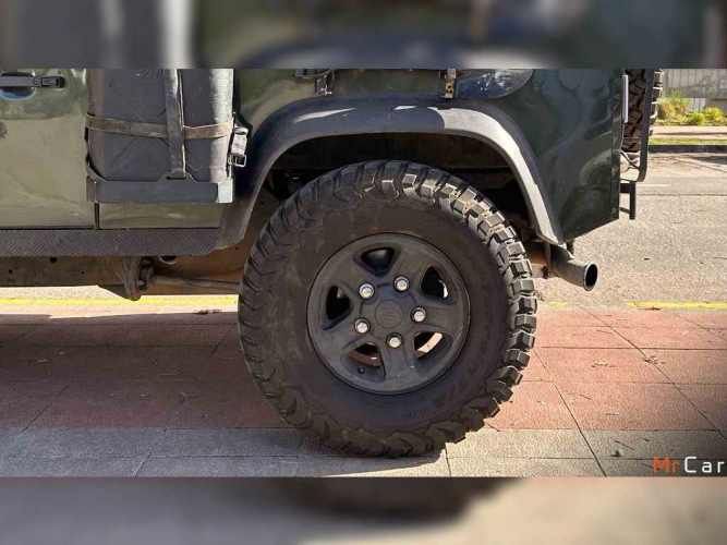 LAND ROVER DEFENDER 2008