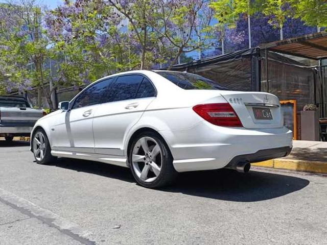 MERCEDES-BENZ C 250 2015