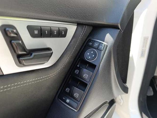 MERCEDES-BENZ C 250 2015
