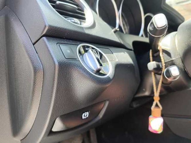 MERCEDES-BENZ C 250 2015