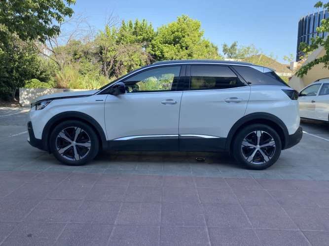 PEUGEOT 3008 2019