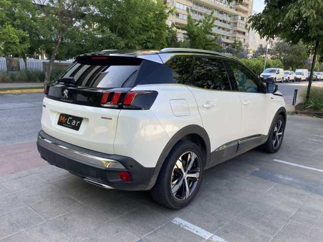PEUGEOT 3008 2019