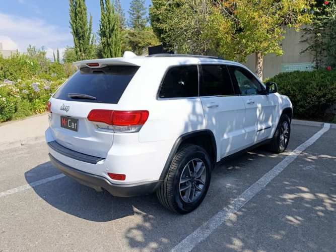 JEEP GRAND CHEROKEE 2019