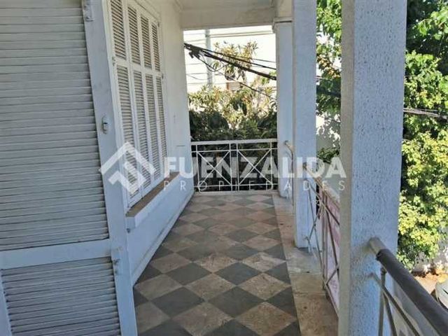 CASA Entre Los Leones y Suecia