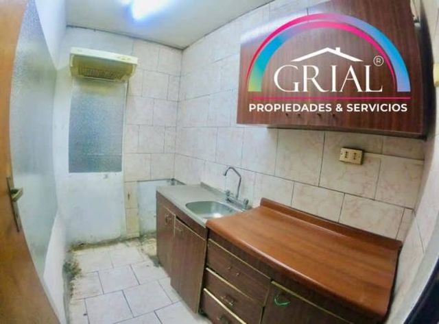 ARRIENDO CASA GRANDE CALLE RAFAEL SOTOMAYOR / ROMERO