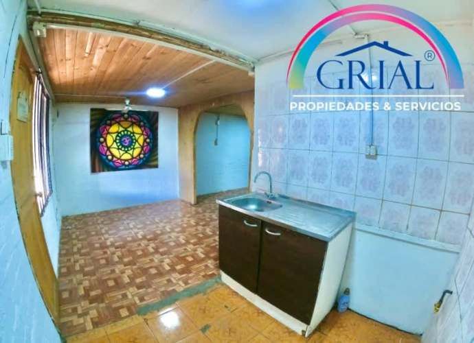 ¡Oportunidad Única! Casa con Local Comercial en Melipilla