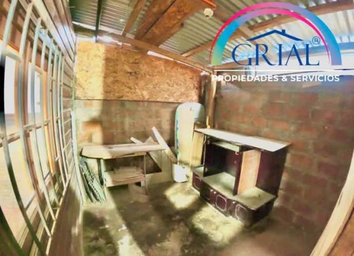 ¡Oportunidad Única! Casa con Local Comercial en Melipilla