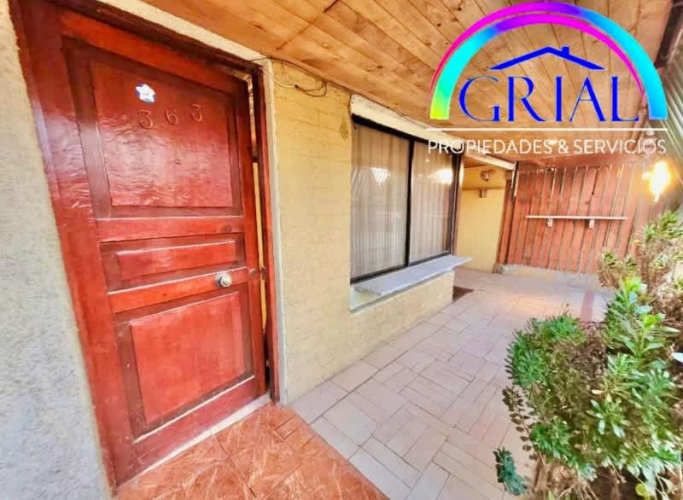 Amplia casa en Melipilla, Sector Centro