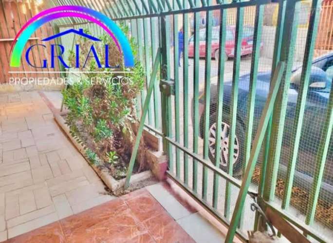 Amplia casa en Melipilla, Sector Centro