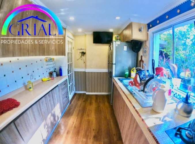 Vende Casa Chalet Estilo Victoriana El Bosque