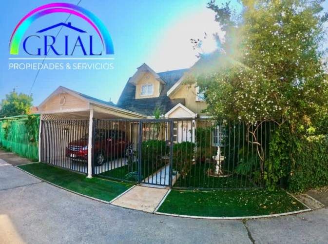 Vende Casa Chalet Estilo Victoriana El Bosque