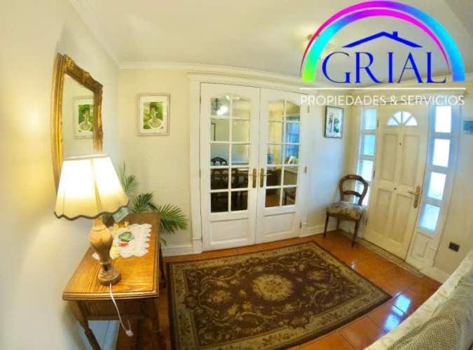 Vende Casa Chalet Estilo Victoriana El Bosque