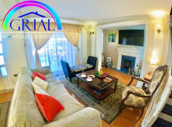 Vende Casa Chalet Estilo Victoriana El Bosque