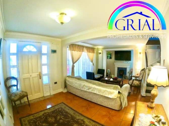 Vende Casa Chalet Estilo Victoriana El Bosque