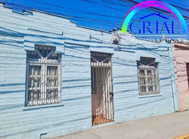 Se vende hermosa casa en comuna Estación Central