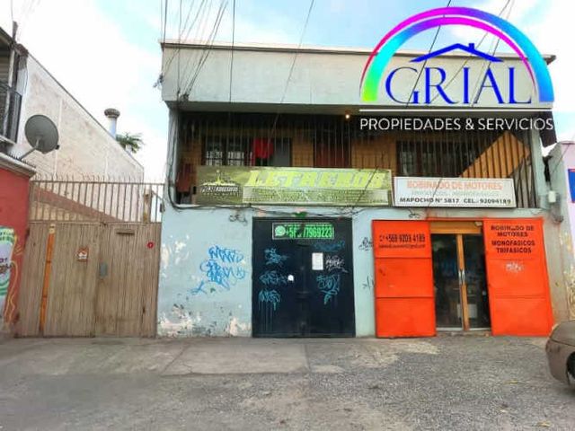 Se vende amplio Terreno con 3 Casas en Quinta Normal