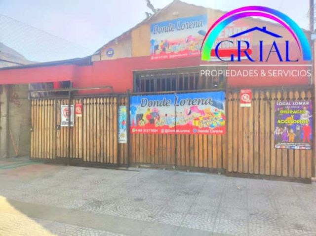 Se vende amplia Casa con Local Comercial en centro de Lampa