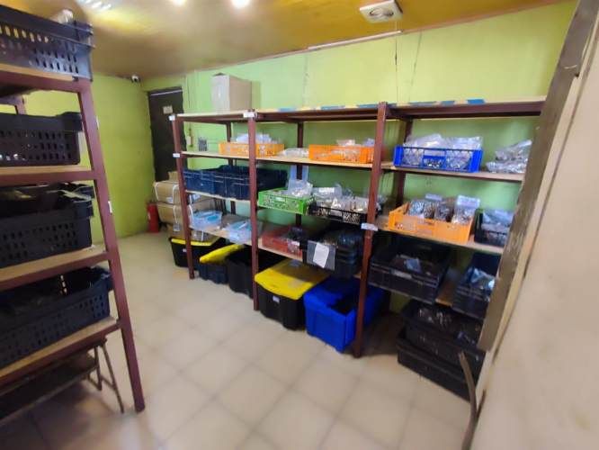 CASA America 645 - 647 / Se vende Casa, Sitio, Terreno, Local Ccial. 20.990 UF - 6 Dormitorios 3 Baños 3 Bodegas 6 Estacionamiento, mas de 500 m2 de terreno para construir