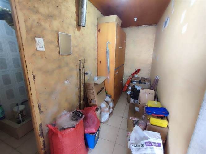 CASA America 645 - 647 / Se vende Casa, Sitio, Terreno, Local Ccial. 20.990 UF - 6 Dormitorios 3 Baños 3 Bodegas 6 Estacionamiento, mas de 500 m2 de terreno para construir