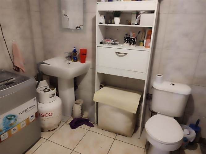 CASA America 645 - 647 / Se vende Casa, Sitio, Terreno, Local Ccial. 20.990 UF - 6 Dormitorios 3 Baños 3 Bodegas 6 Estacionamiento, mas de 500 m2 de terreno para construir