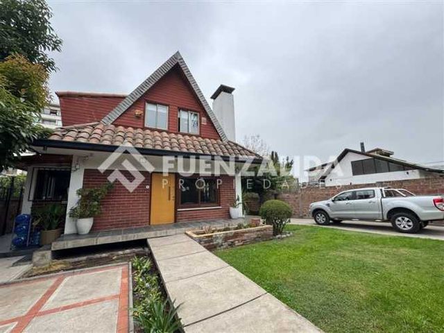 CASA Av. Walker Martínez