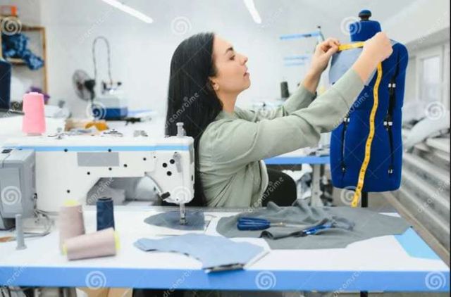 Costurera/o con experiencia en ajustes y arreglo de ropa