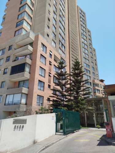 Departamento Piso 12 Condominio Jardines de Huayquique 3Dormitorios 2Baños, Estacionamiento y Bodega