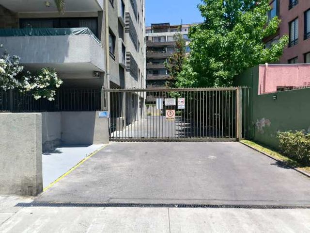 ESTACIONAMIENTOS SUBTERRÁNEOS  CAMPUS ORIENTE UC