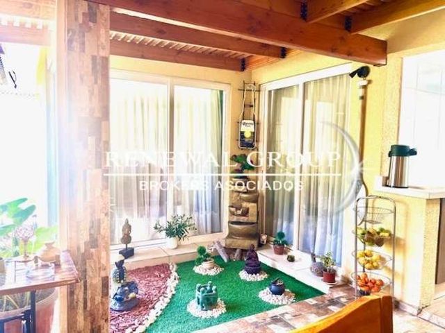 Muy bien mantenida casa en Serena Oriente (6370)