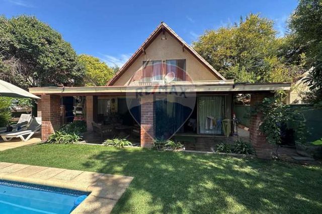 Grande y cómoda casa en chicureo