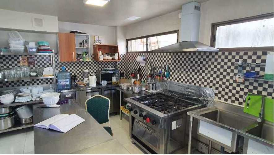 LOCAL COMERCIAL Anibal Pinto con Vargas