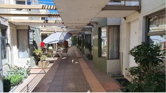 LOCAL COMERCIAL Anibal Pinto con Vargas