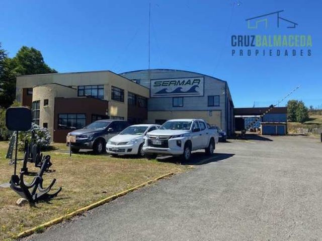 LOCAL COMERCIAL Oficinas y Bodegas en terreno Urbano, a orilla de Ruta 5 Sur Camino a Pargua.