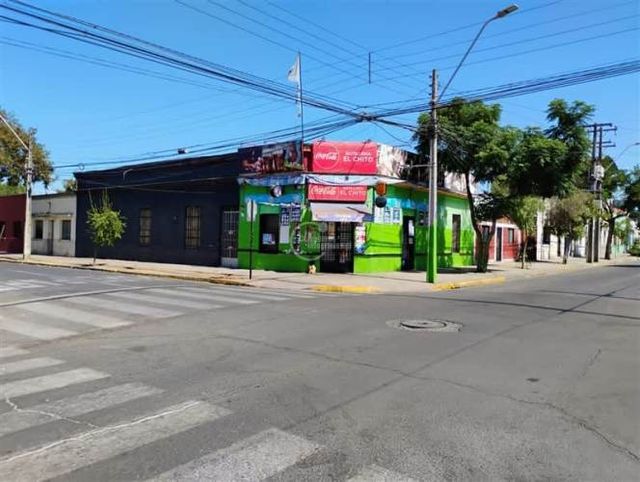 LOCAL COMERCIAL Calle Maule con Cuevas