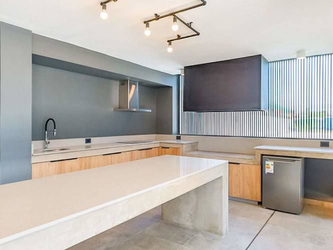 Av. María 6470 [2807-3]