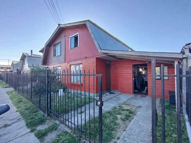 VENTA CASA EN LOS CORREGIDORES, PICARTE 3500 DE VALDIVIA