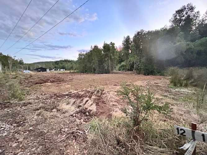 Vendo Parcela de 5.000m2 saneada, con luz y agua