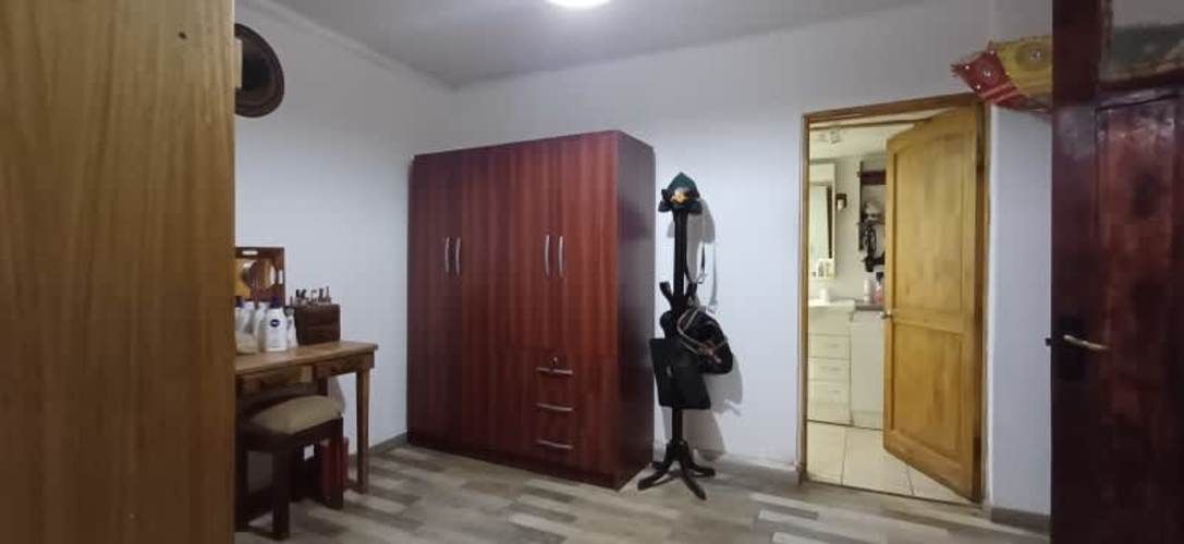 ESPECTACULAR CASA EN SAN JOAQUIN 6D Y 2B