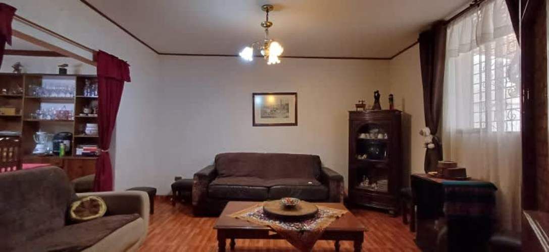 ESPECTACULAR CASA EN SAN JOAQUIN 6D Y 2B