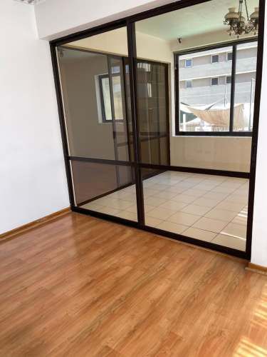 SE VENDE AMPLIO DEPARTAMENTO EN AV BRASIL EDIFICIO LOS INMIGRANTES