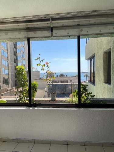 SE VENDE AMPLIO DEPARTAMENTO EN AV BRASIL EDIFICIO LOS INMIGRANTES