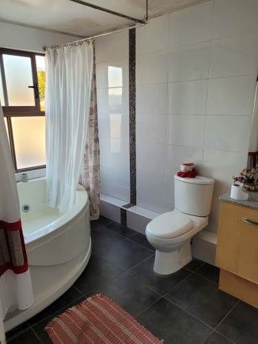 Casa La Paz, Quilpué, Valparaíso