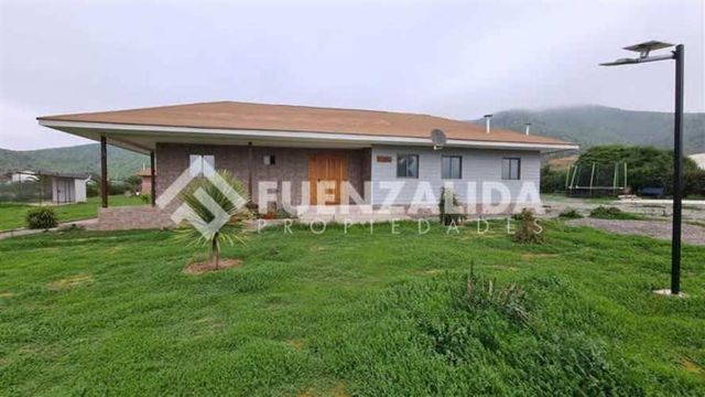 CASA parcelacion alto el rosario