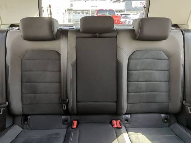 Volkswagen Golf Highline Hb Mt 2020