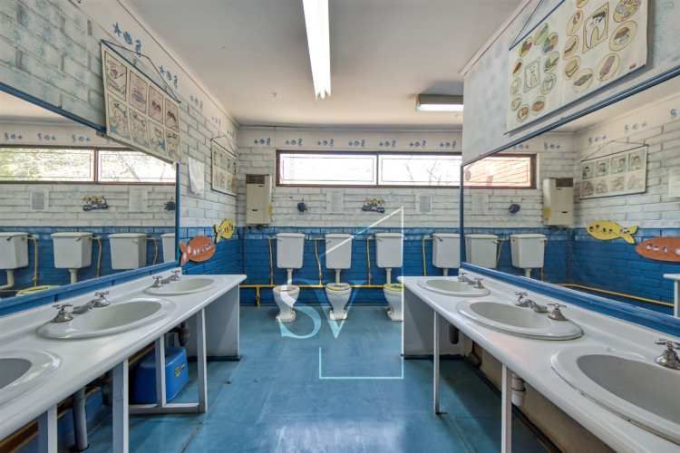 LOCAL COMERCIAL Capitán Crosbie