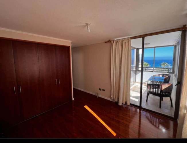 HERMOSO DEPTO.  EN VENTA, SECTOR SUR. CON VISTA HACIA AL MAR.