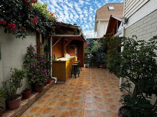 VENTA -  CASA EN SAN MIGUEL 3 HABITACIONES 3 BAÑOS 137 MT CONSTRUIDOS - REGIÓN METROPOLITANA